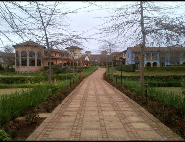 2 BEDROOM DUPLEX RENTED IN PLANTATIONS ESTATE